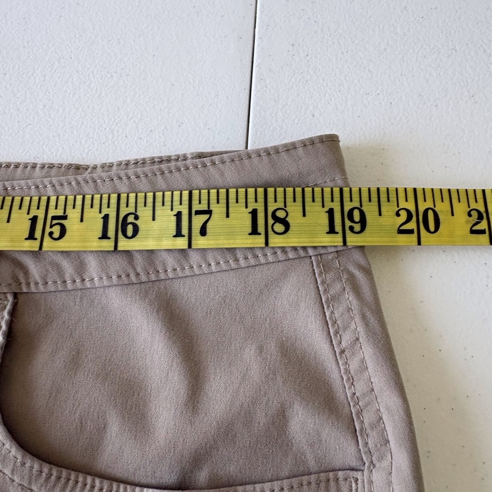 Eddie Bauer Size 16 Tan Hiking Shorts 7” Inseam Outdoors Utility Activewear - Picture 10 of 12